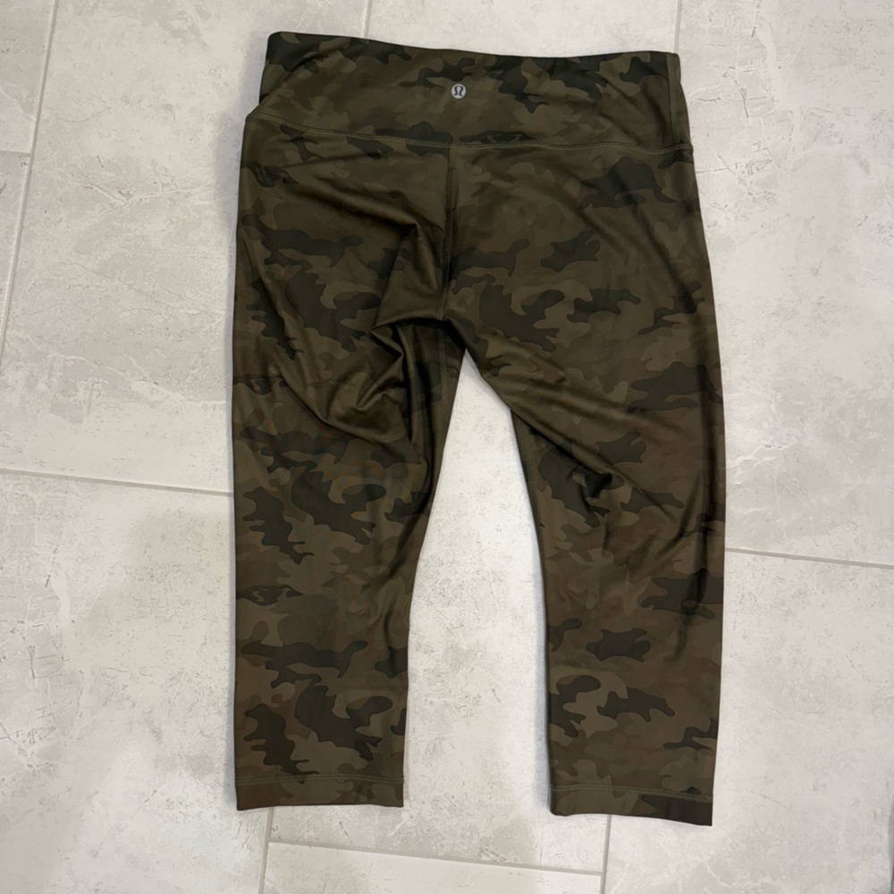 Lululemon Athletica Camouflage Leggings - Picture 2 of 4